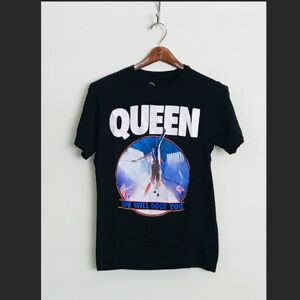 Queen “We Will Rock You” Graphic T-Shirt Black Size Small